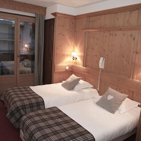 Hotel Val D'Este แซ็งต์-แฌร์เวส์-เลส์-แบ็งส์ ภายนอก รูปภาพ