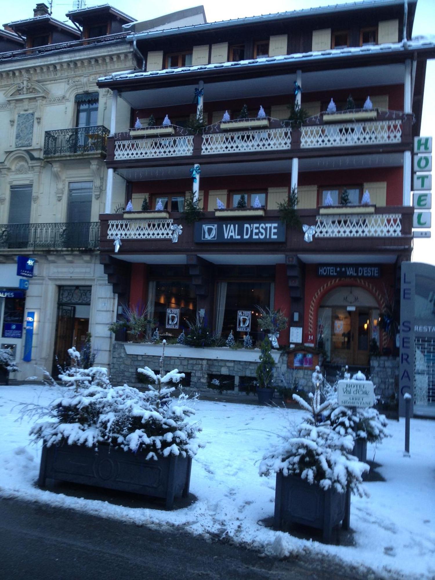 Hotel Val D'Este แซ็งต์-แฌร์เวส์-เลส์-แบ็งส์ ภายนอก รูปภาพ
