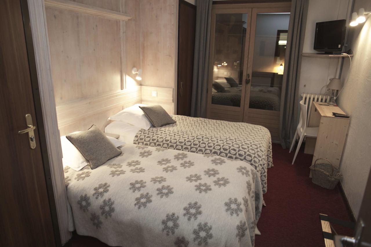 Hotel Val D'Este แซ็งต์-แฌร์เวส์-เลส์-แบ็งส์ ภายนอก รูปภาพ