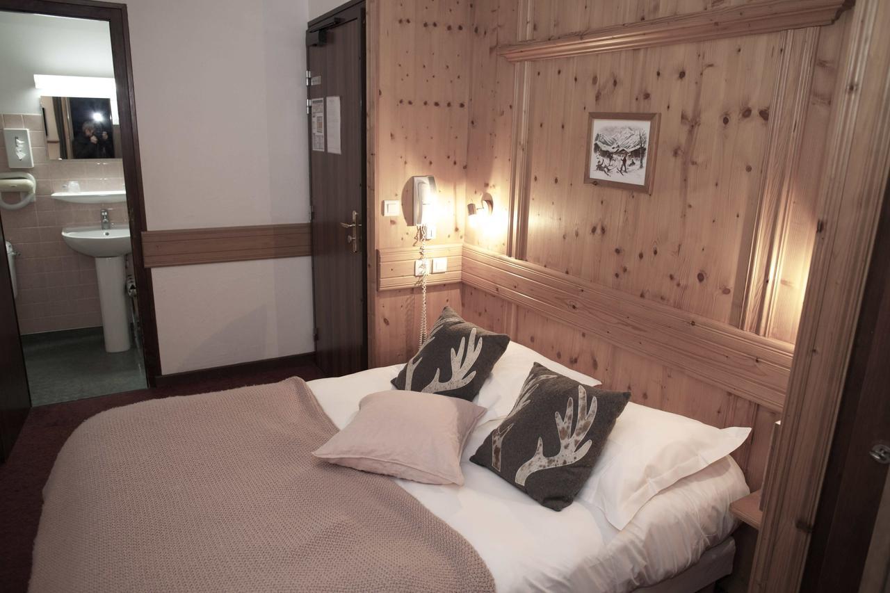 Hotel Val D'Este แซ็งต์-แฌร์เวส์-เลส์-แบ็งส์ ภายนอก รูปภาพ