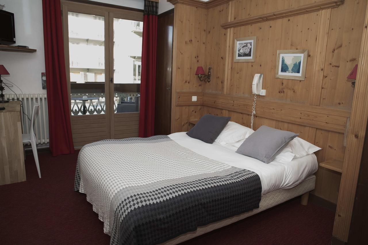 Hotel Val D'Este แซ็งต์-แฌร์เวส์-เลส์-แบ็งส์ ภายนอก รูปภาพ