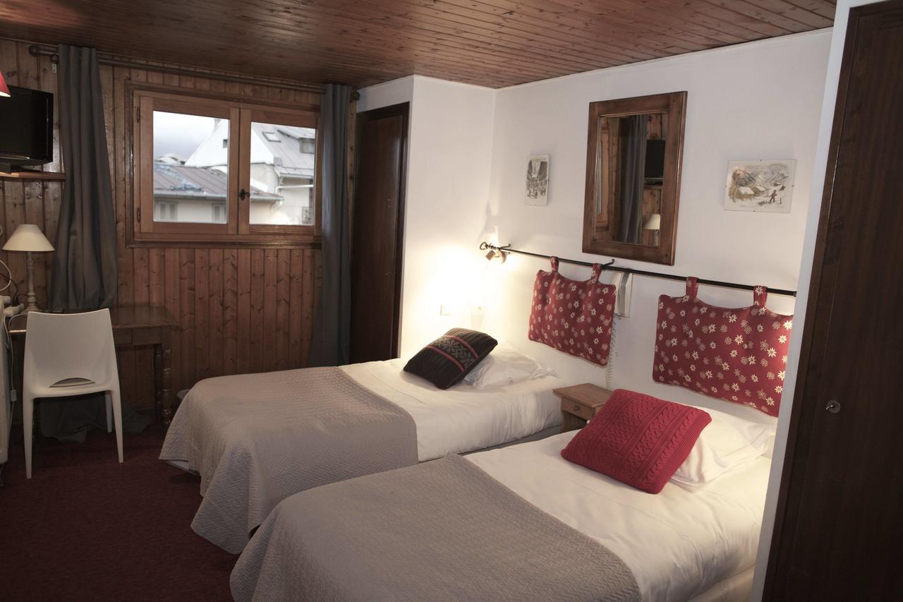 Hotel Val D'Este แซ็งต์-แฌร์เวส์-เลส์-แบ็งส์ ภายนอก รูปภาพ